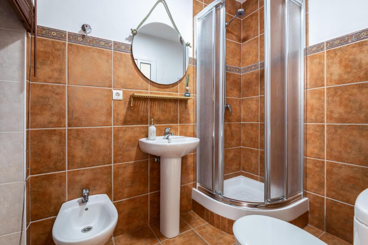 Casa Randonneur, Traditional Townhouse In Alora. エクステリア 写真