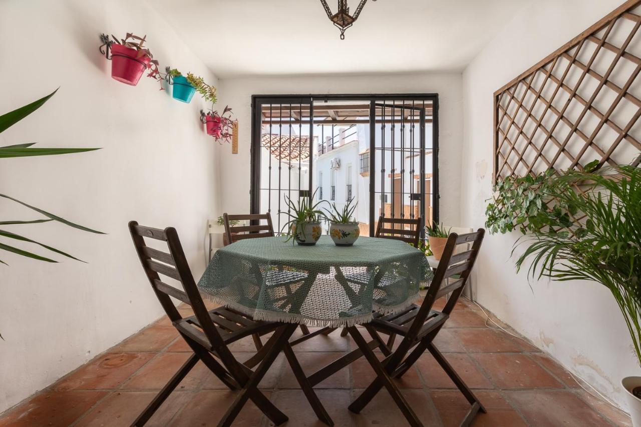 Casa Randonneur, Traditional Townhouse In Alora. エクステリア 写真